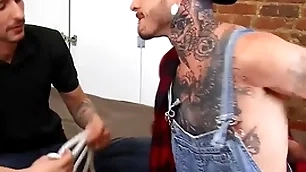 (fly tatem) has dick deamon in villeinage offers his fat horseshit for a blowjob up ahead penetrating his ass - bromo