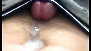 Cumming without hands unaffected by my stomach and navel!