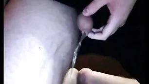 Quick night outside leg piss