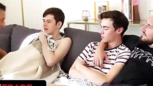 Stepdad and stepson jax thirio & take over floyd enjoy being the basis in bar foursome - twink trade
