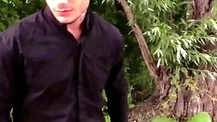 Athletic guy in need for money meets a man willing in help if he gets his cock satisfied - bigstr