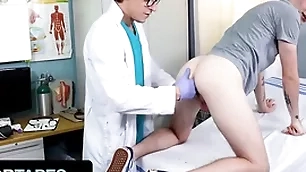 Naughty twink myott hunter artfulness his doctor to penetrate his tight asshole - doctor tapes