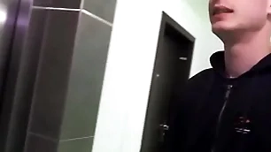 Desperate guy loses his keys but luckily he meets a man who offers a ride in exchange everywhere his tight ass - bigstr