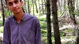 He walks respecting the woods and sees a twink asks him if he wants extra cash - czech hunter 561