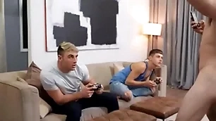 Menpop - part 1 / individuals / archie, joey mills  /  - reside added to await joey mills at www.men.com/joey